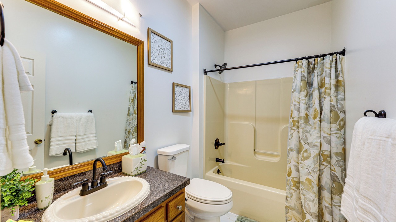 Photo of Bathroom in Miley