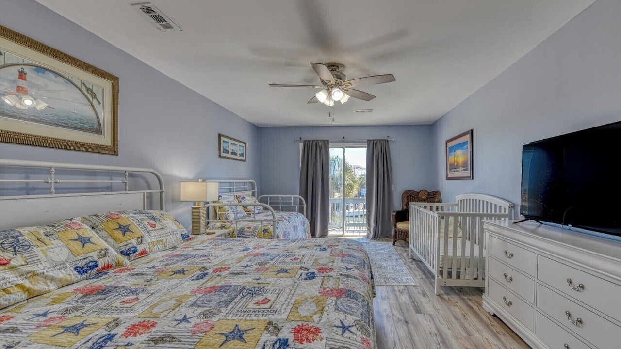 Photo of Bedroom in Inlet Harbour