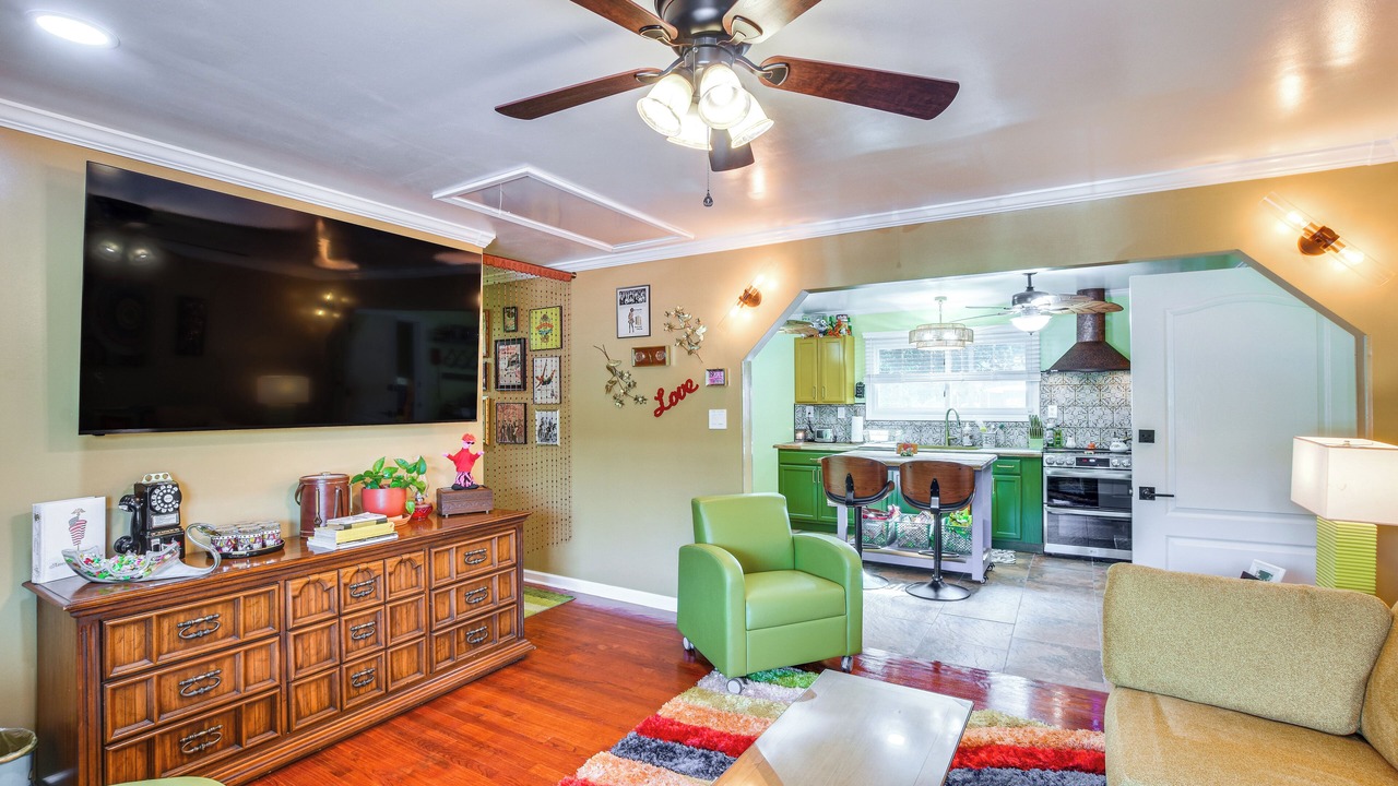 Photo of Bedroom in Pine Forest