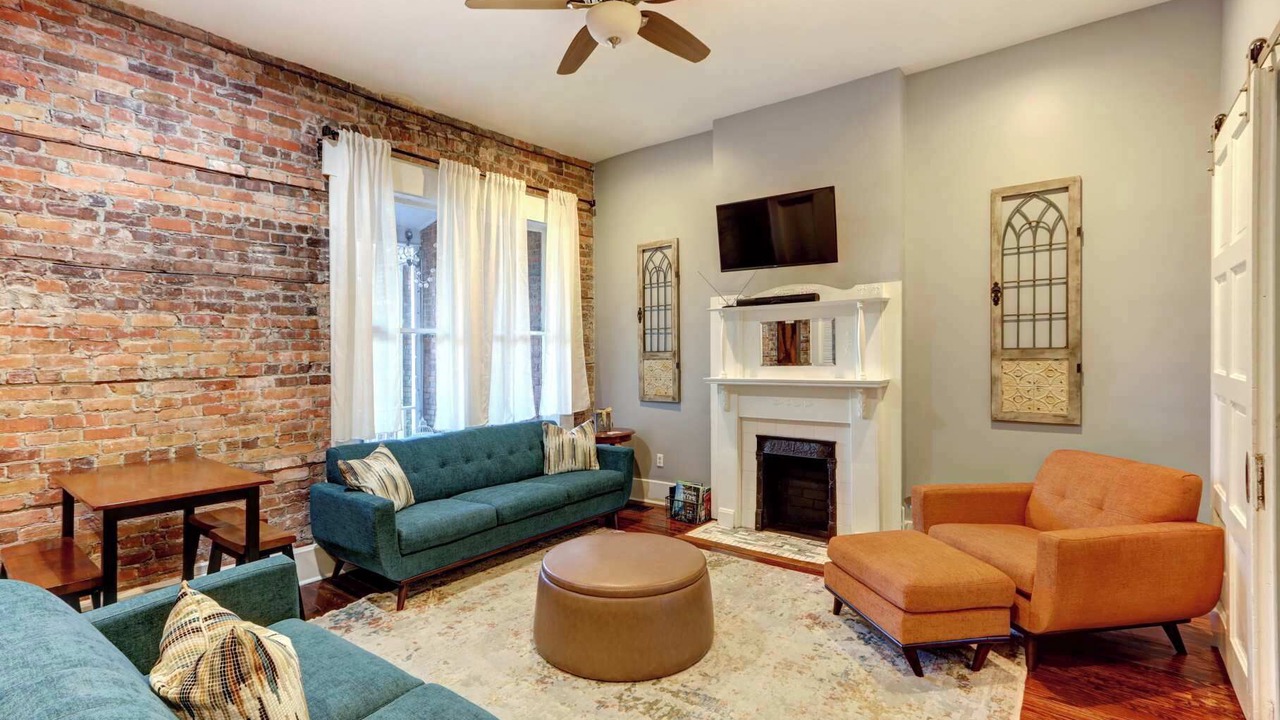 Photo of Livingroom in Dixon Park