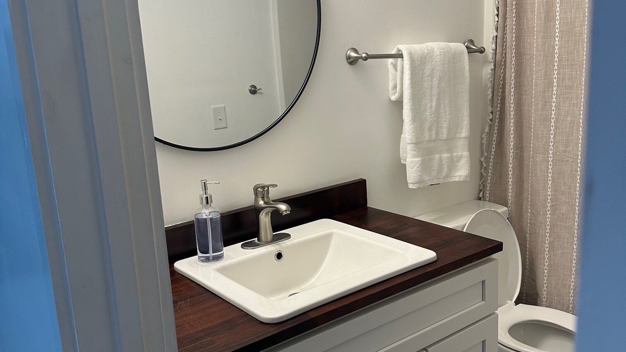 Photo of Bathroom in Higgston