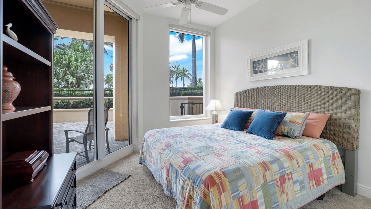 Photo of Bedroom in Hammock Bay