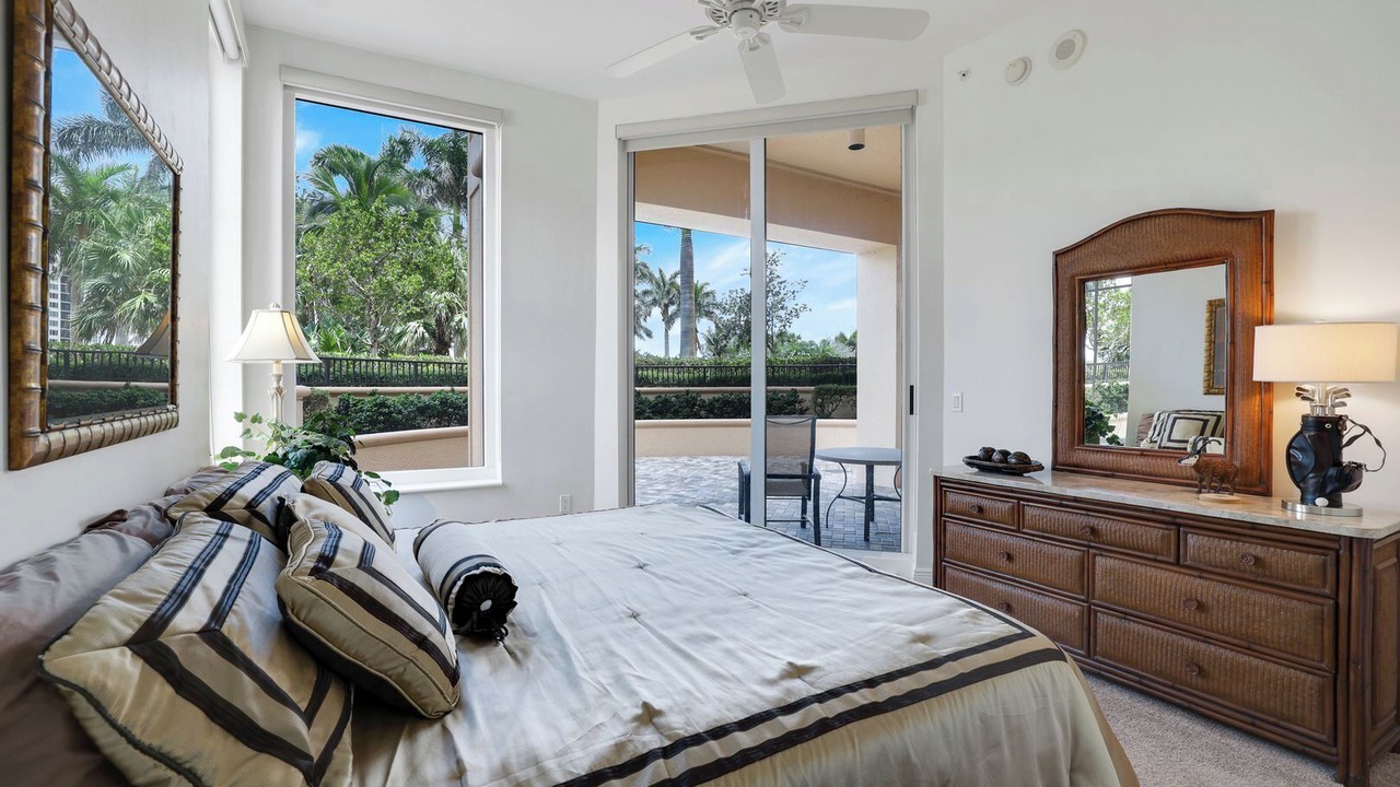 Photo of Bedroom in Hammock Bay