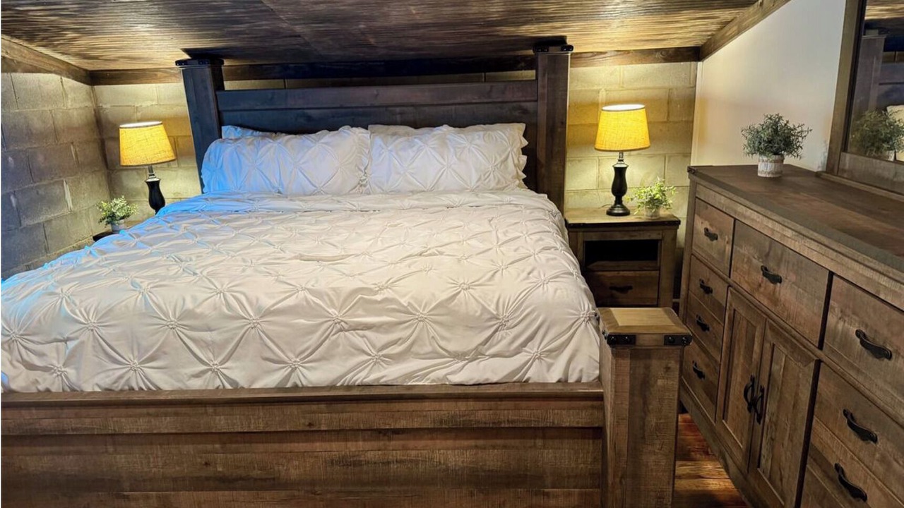 Photo of Bedroom in Benson