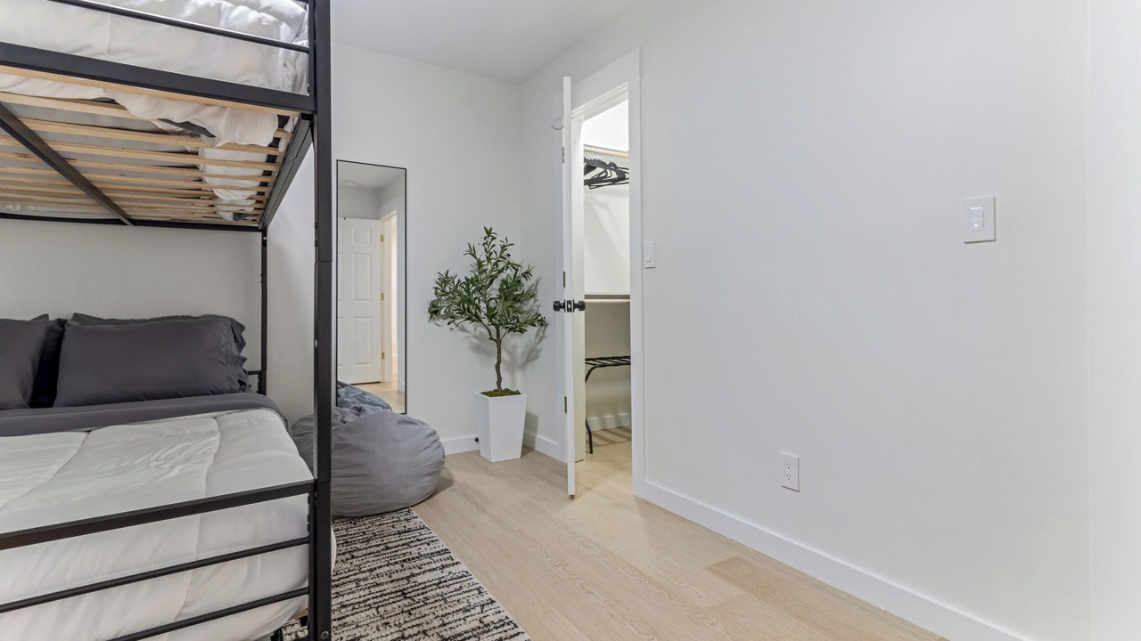 Photo of Bedroom in Boiling Springs