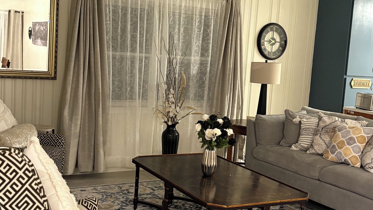 Photo of Livingroom in Mint Hill