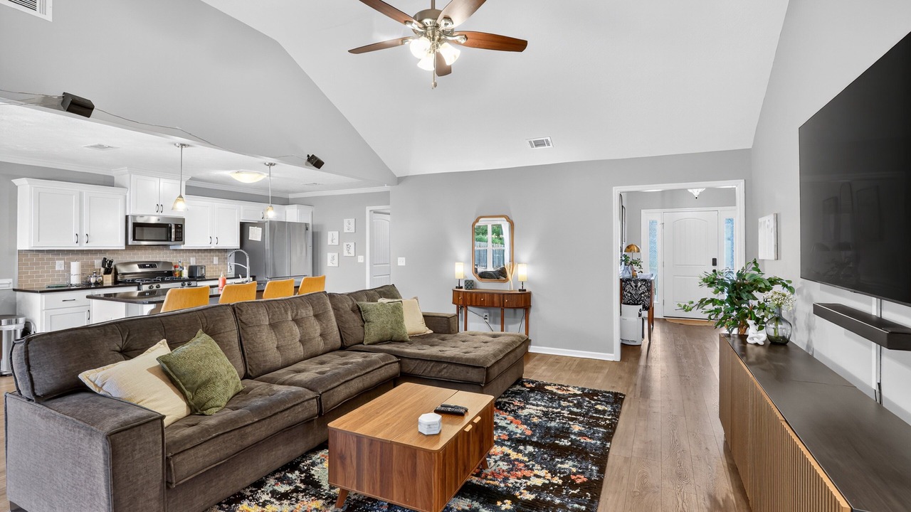 Photo of Bedroom in Langley