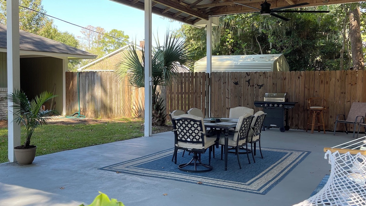 Photo of Outdoor in Isle of Hope Historic District
