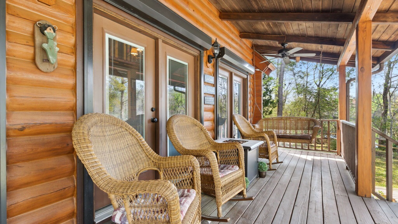 Photo of Patio Balcony in Camden County