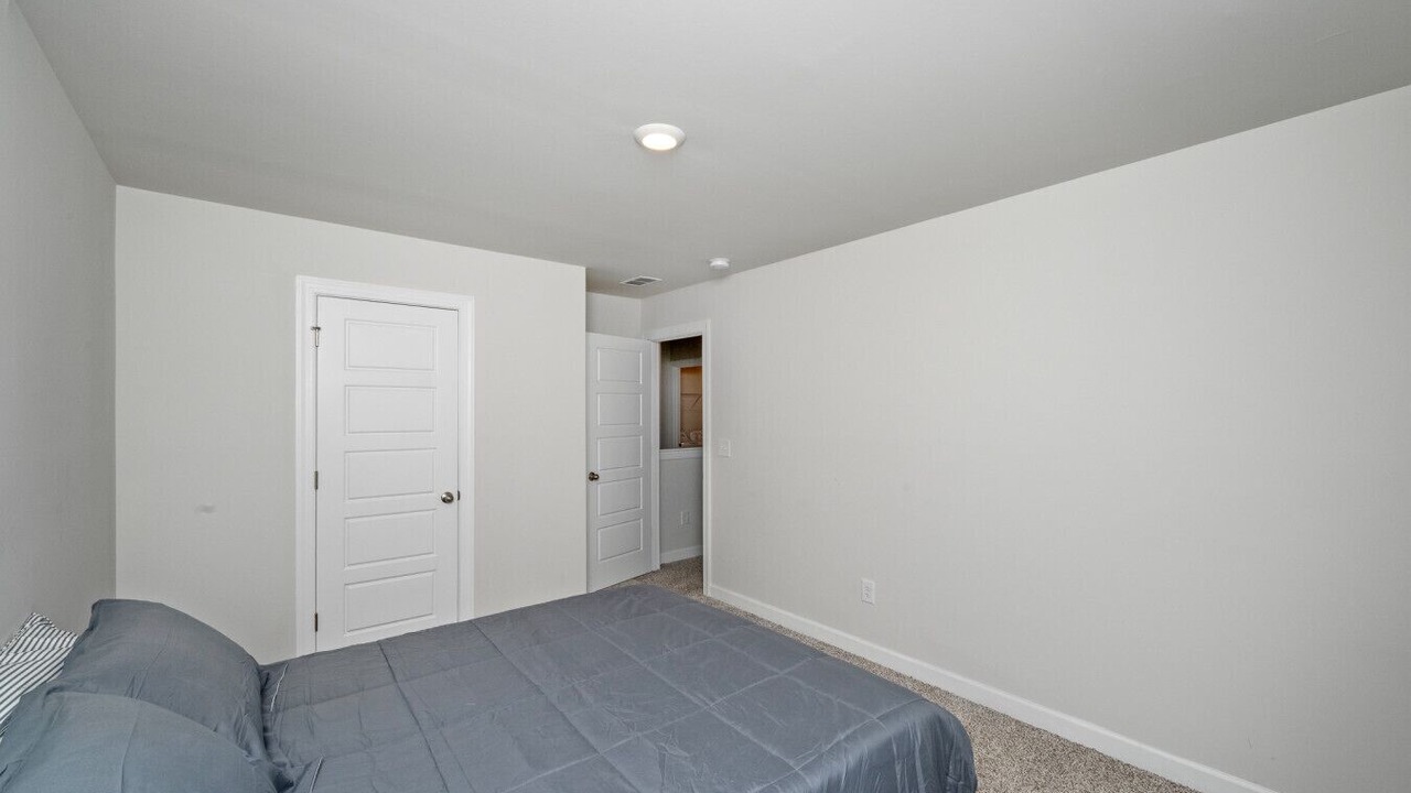 Photo of Bedroom in Moore
