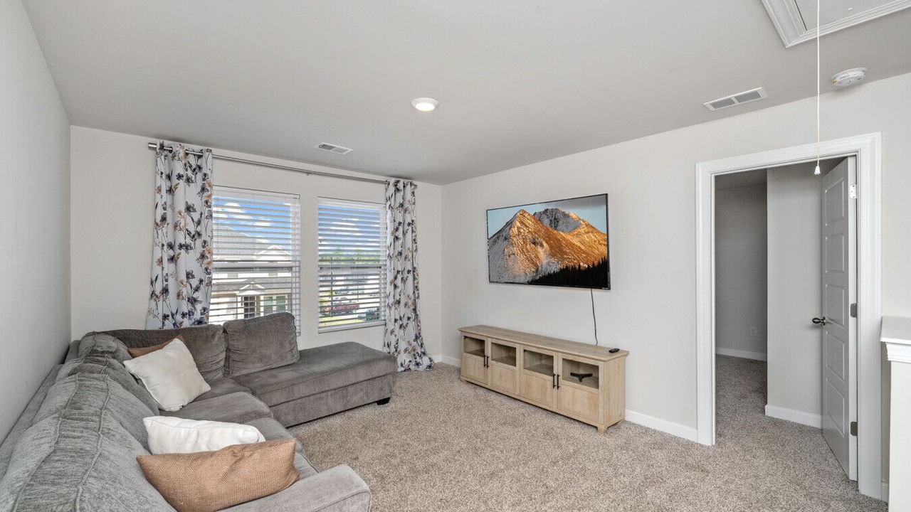 Photo of Livingroom in Moore