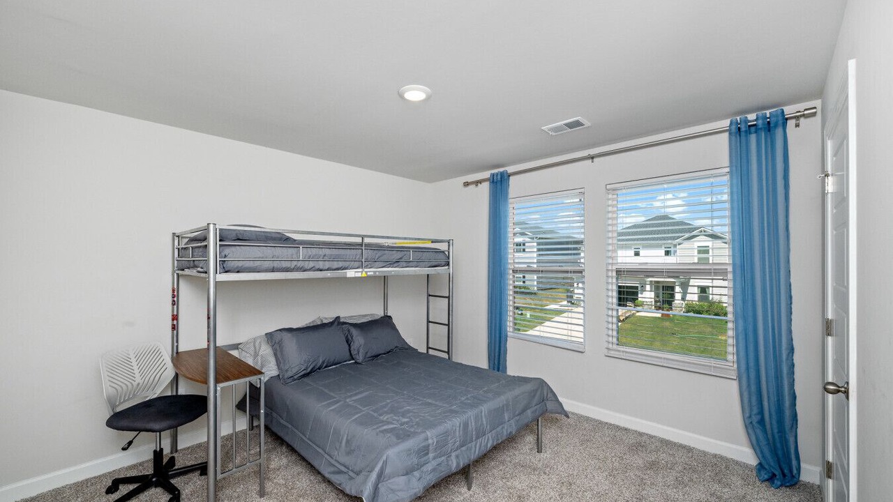 Photo of Bedroom in Moore