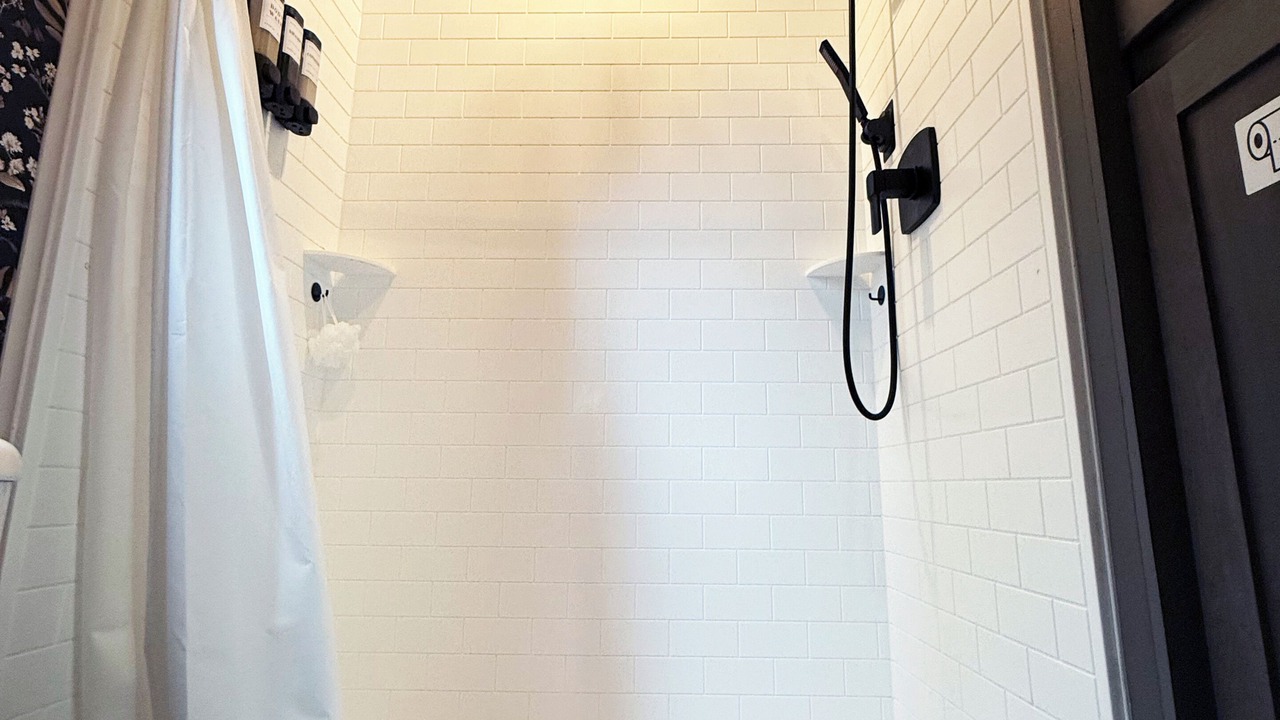 Photo of Bathroom in Mountain Rest