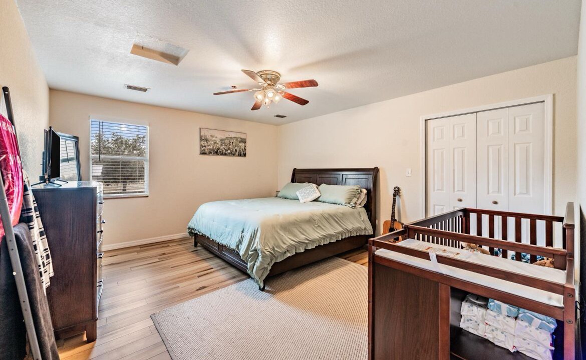 Photo of Bedroom in Durant