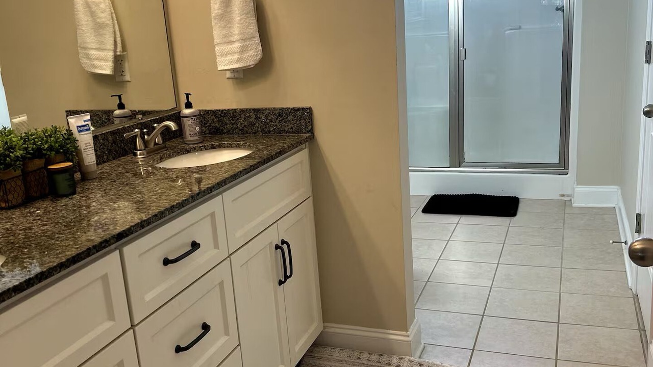 Photo of Bathroom in Seiglers Crossroads