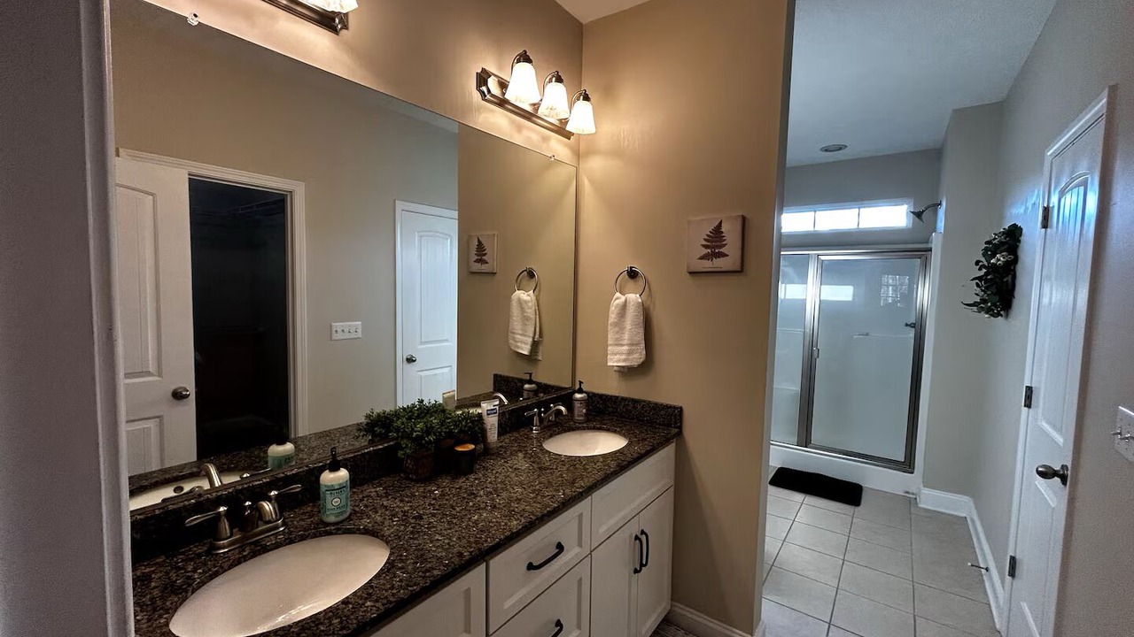 Photo of Bathroom in Seiglers Crossroads