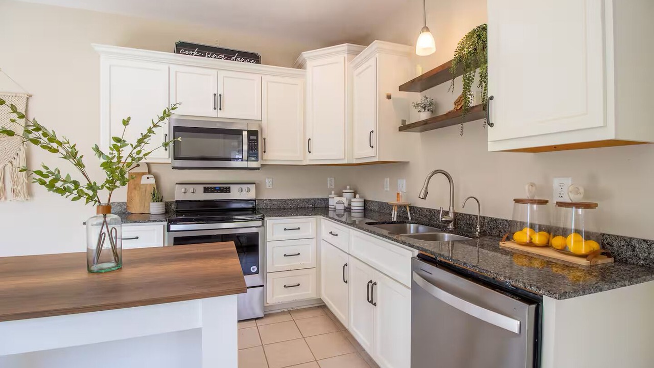 Photo of Kitchen in Seiglers Crossroads