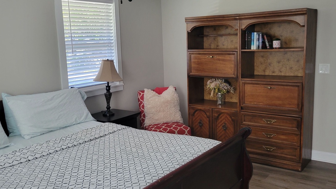 Photo of Bedroom in Riverview