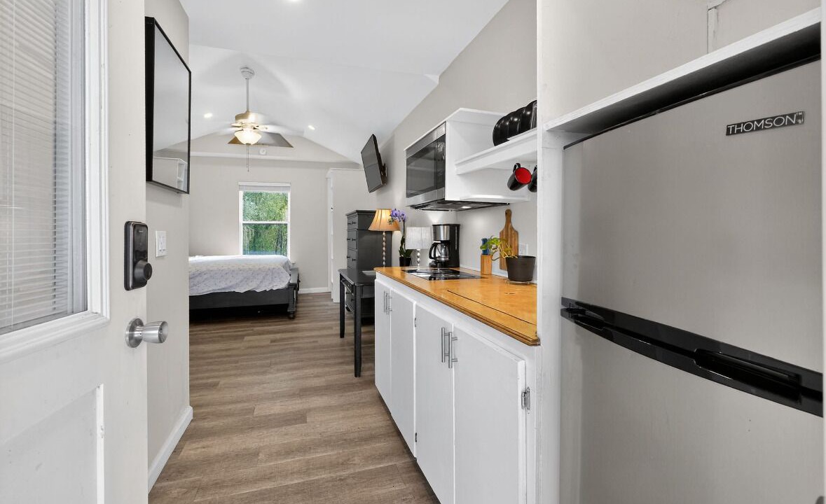 Photo of Bedroom in Midway