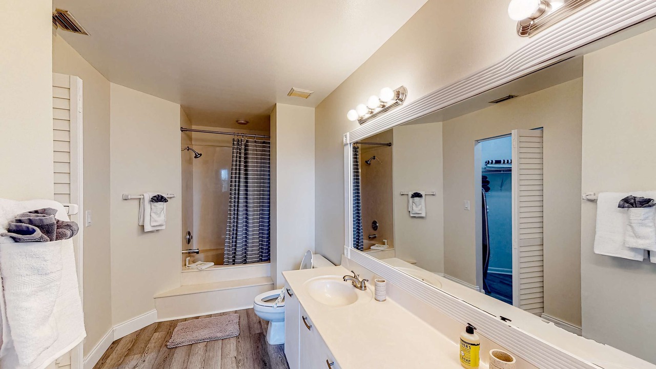 Photo of Bathroom in Isla del Sol
