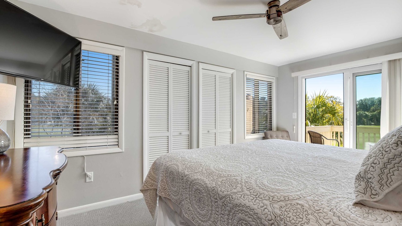 Photo of Bedroom in Sealoft Villas