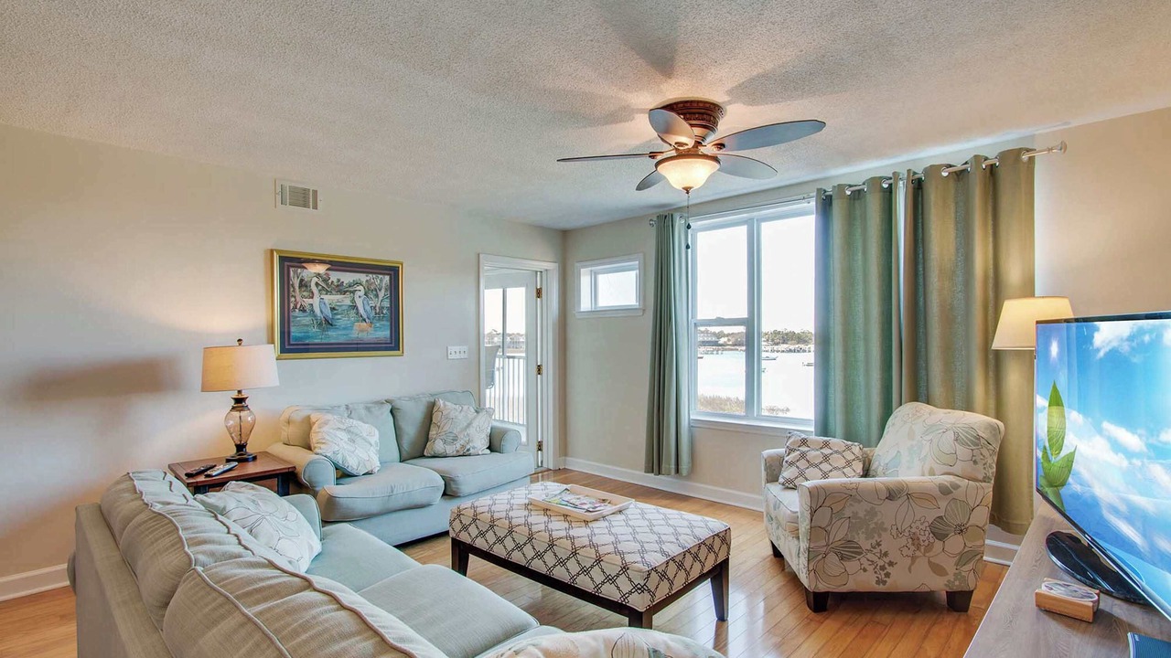 Photo of Livingroom in Folly Beach