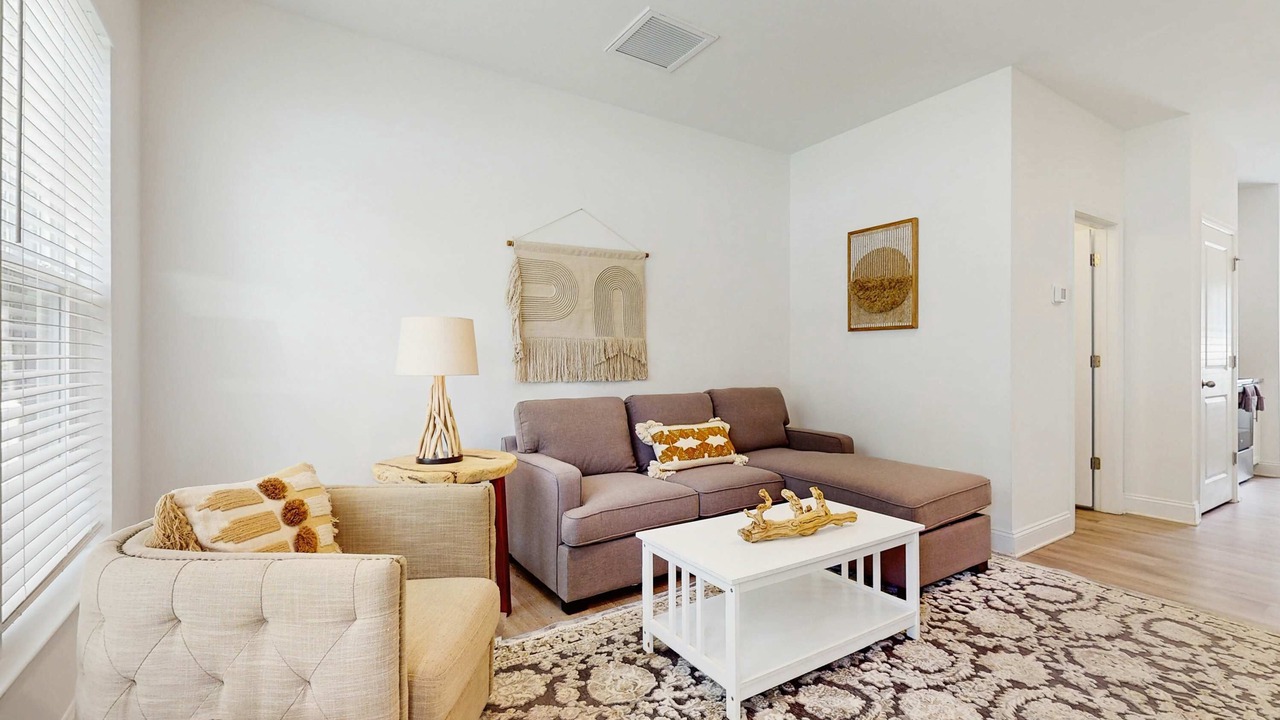 Photo of Livingroom in Goose Creek