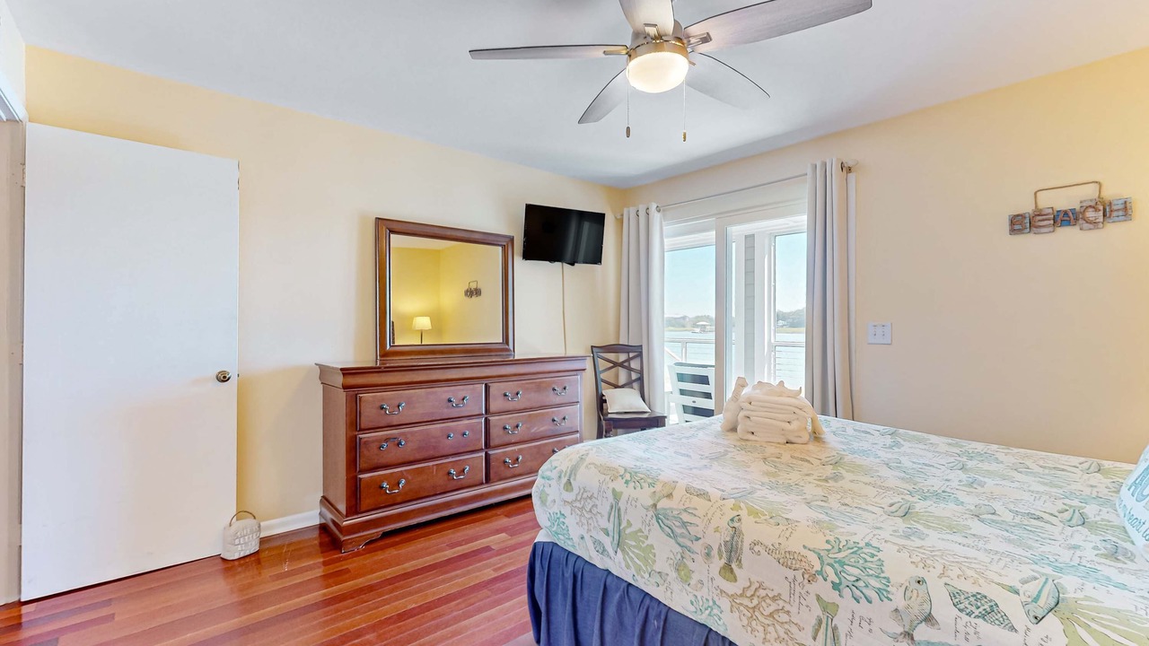 Photo of Bedroom in Folly Beach
