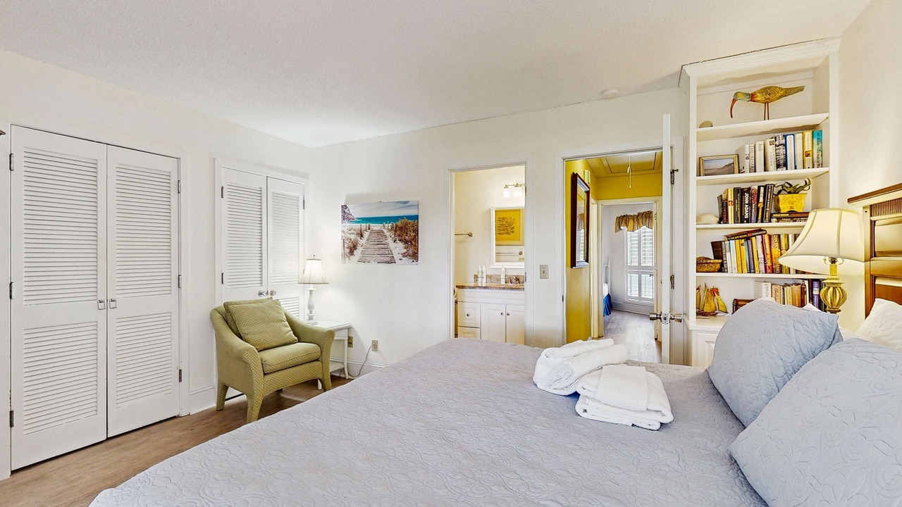 Photo of Bedroom in Seabrook Island