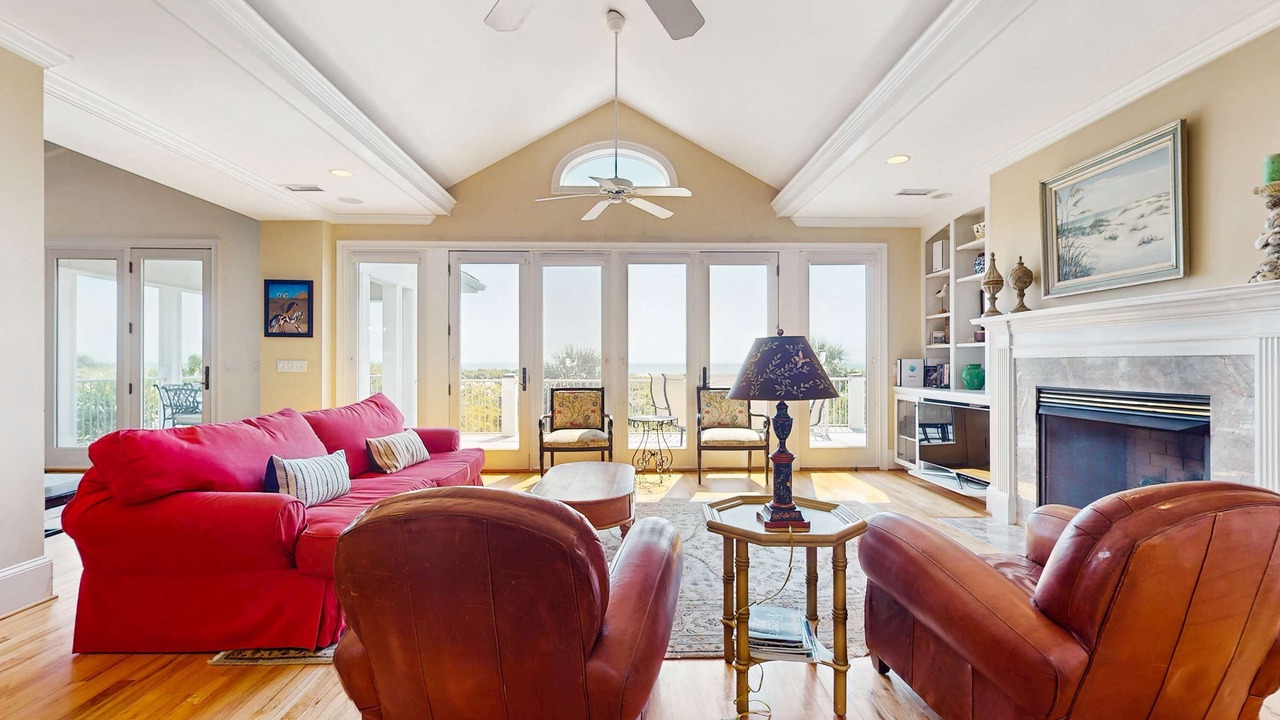 Photo of Livingroom in Seabrook Island