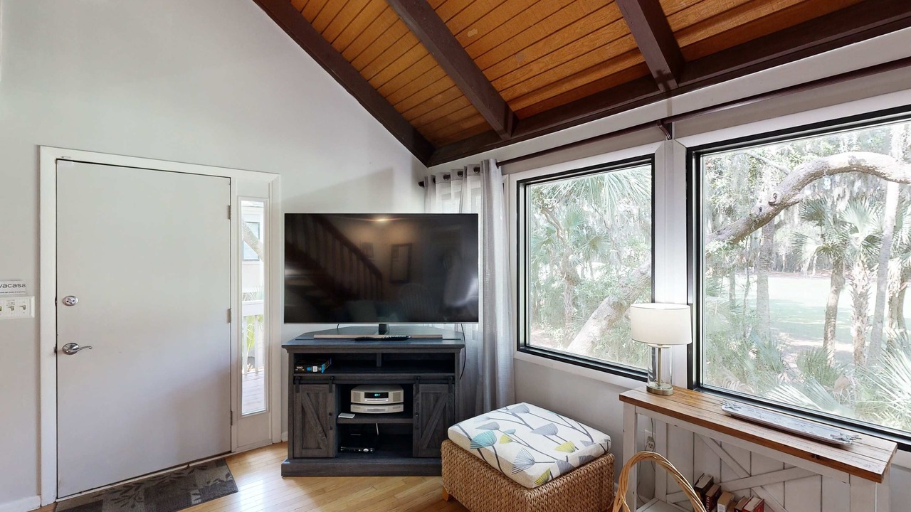 Photo of Livingroom in Seabrook Island