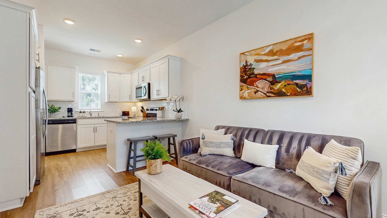Photo of Livingroom in Goose Creek