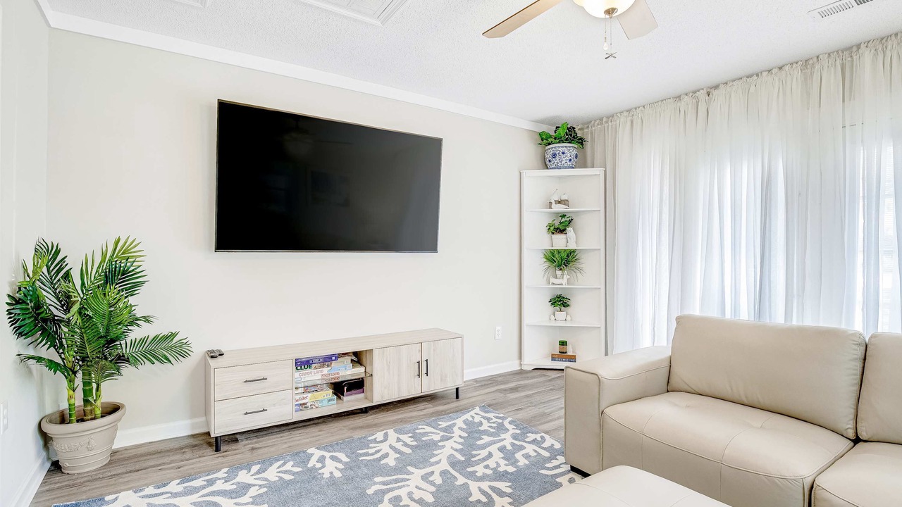 Photo of Livingroom in Charleston