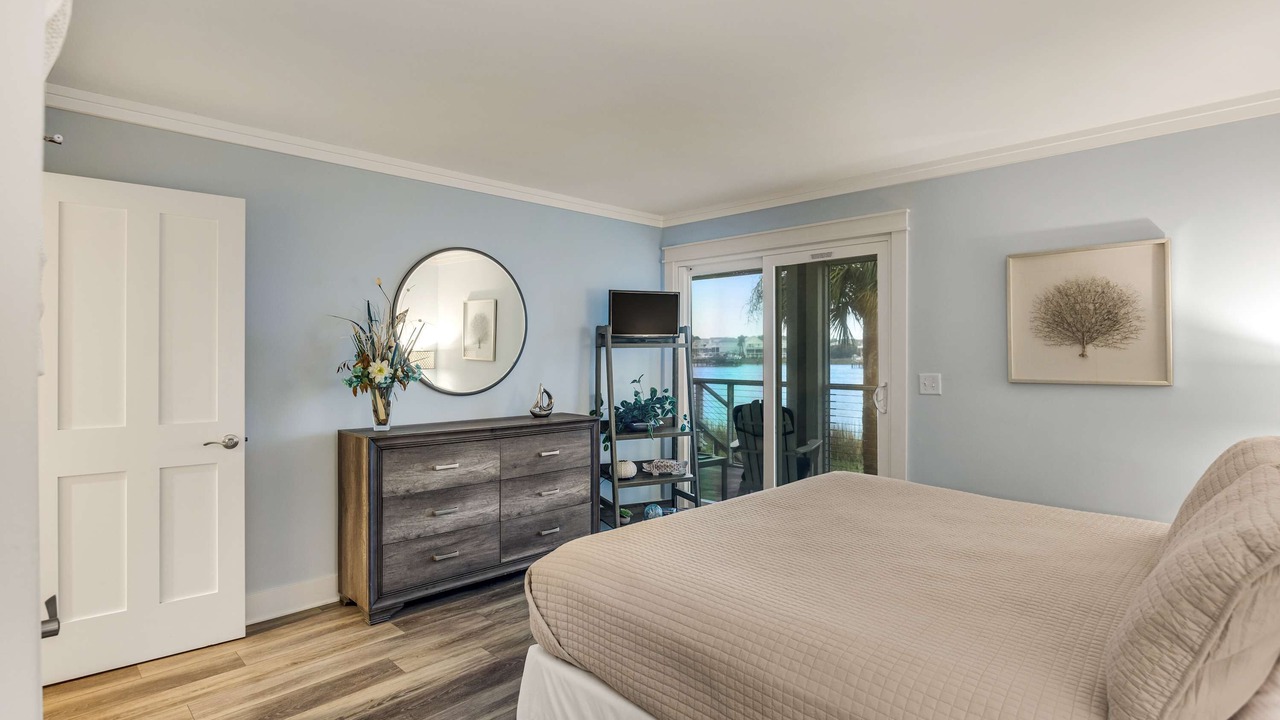 Photo of Bedroom in Folly Beach