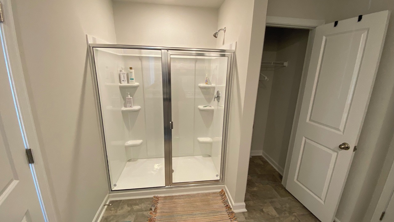 Photo of Bathroom in Peach Orchard