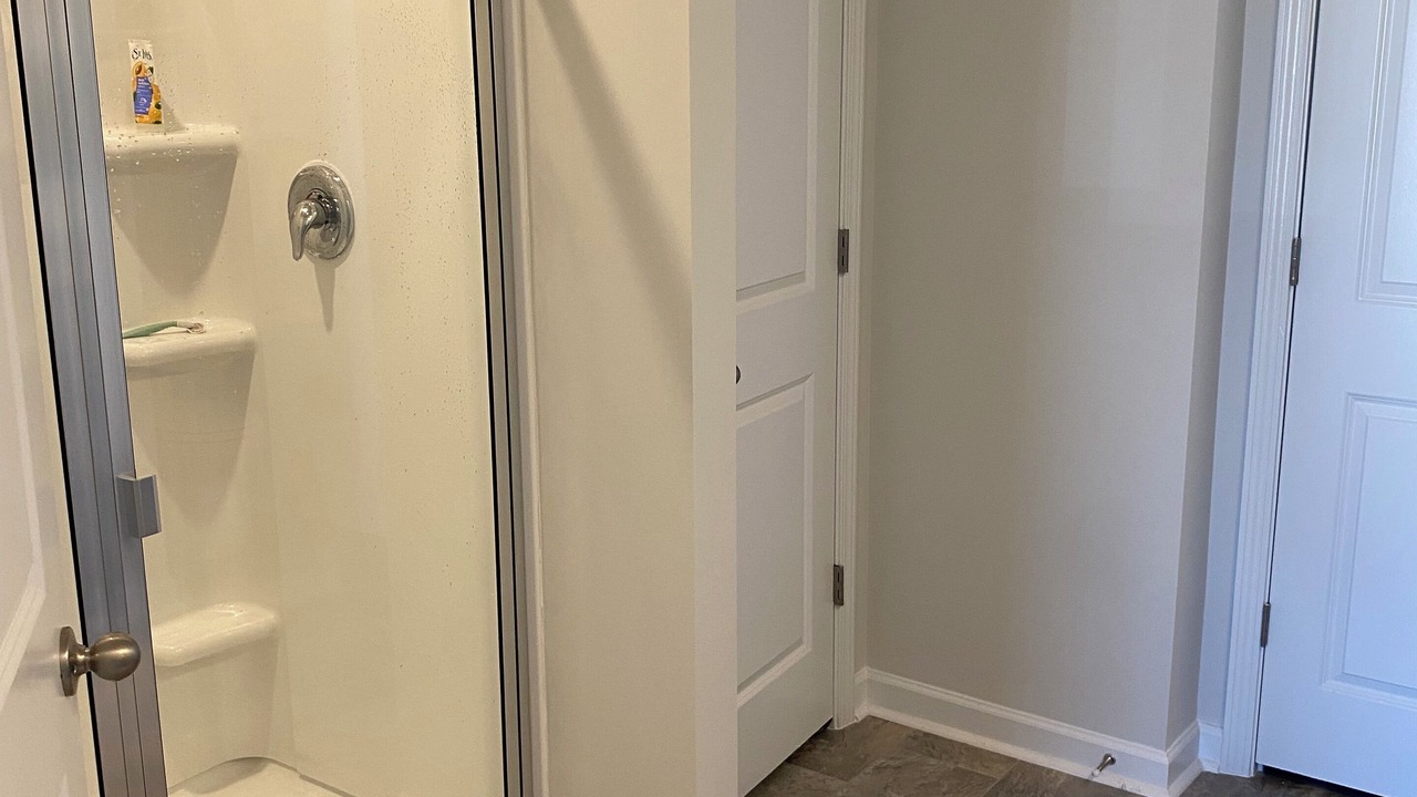 Photo of Bathroom in Peach Orchard