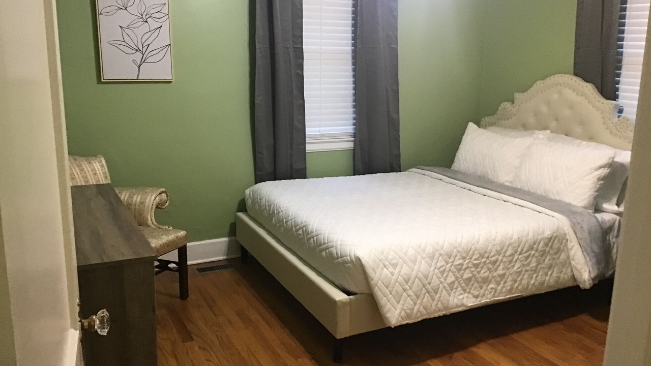 Photo of Bedroom in Augusta