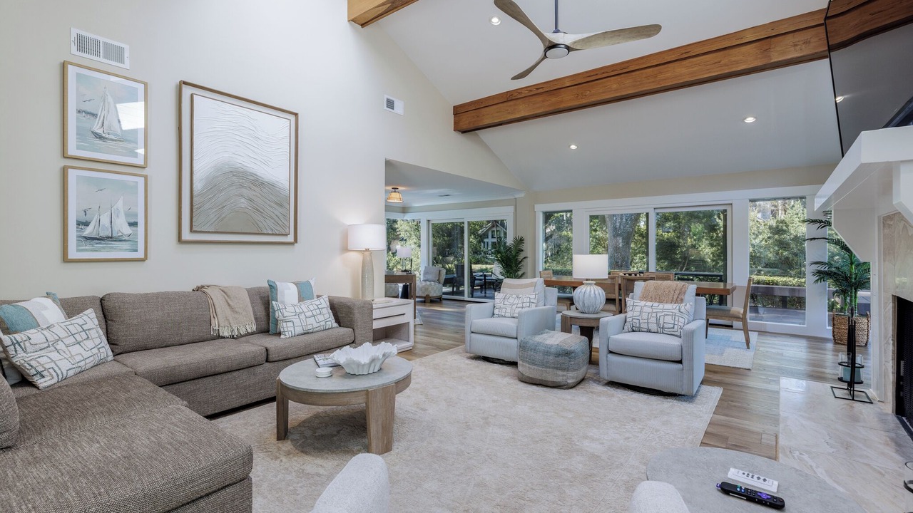 Photo of Livingroom in Heritage Woods