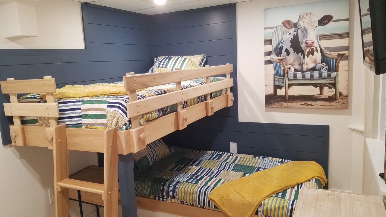 Photo of Bedroom in Hiawassee