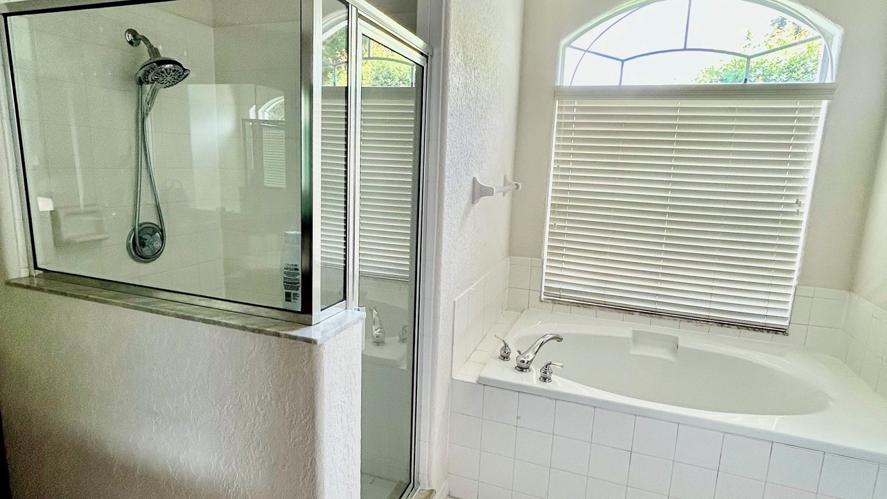 Photo of Bathroom in Valrico