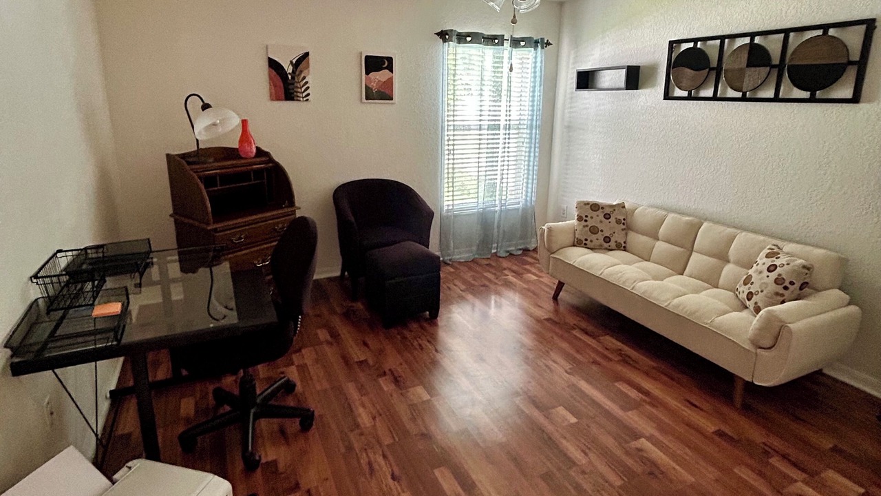 Photo of Livingroom in Valrico