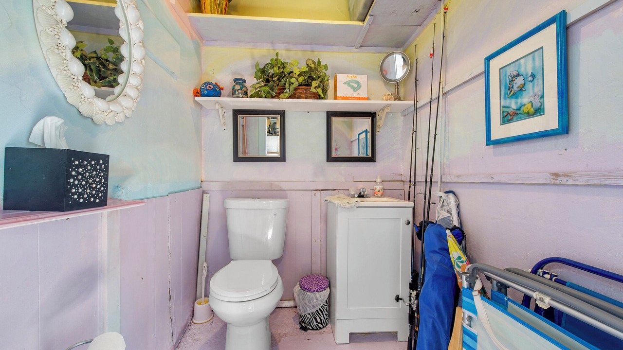 Photo of Bathroom in Florida Ridge
