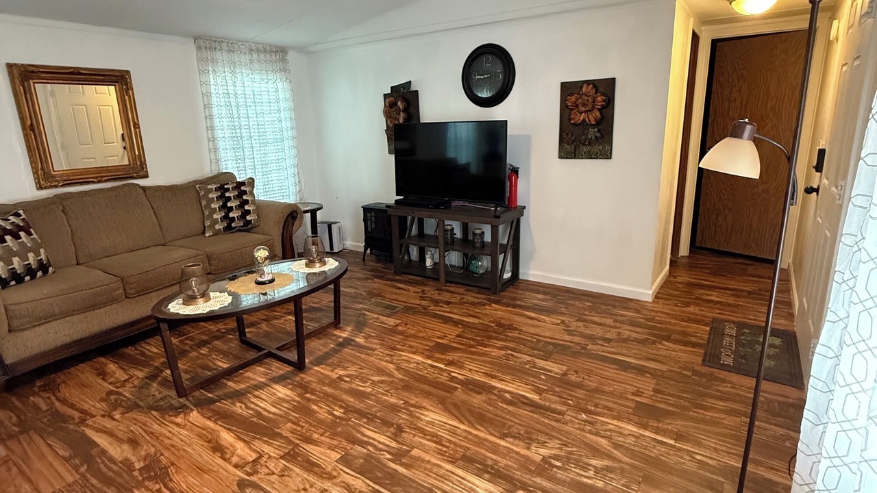 Photo of Livingroom in Jesup