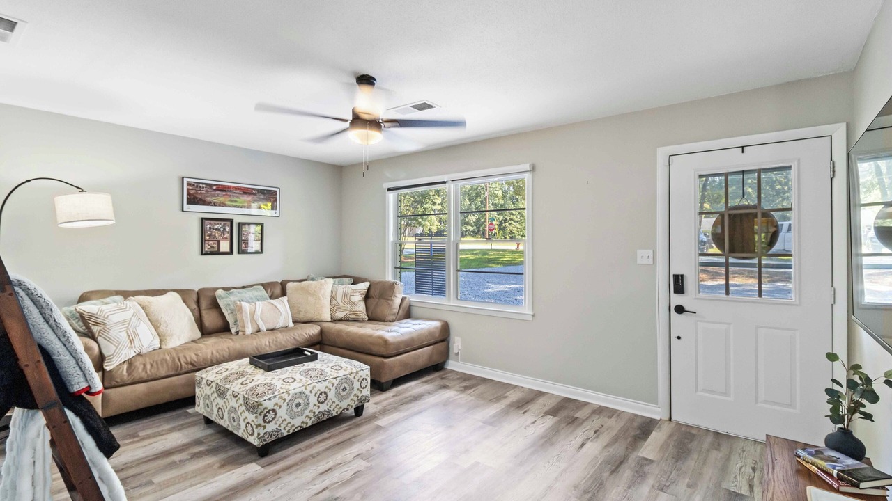 Photo of Livingroom in Statham