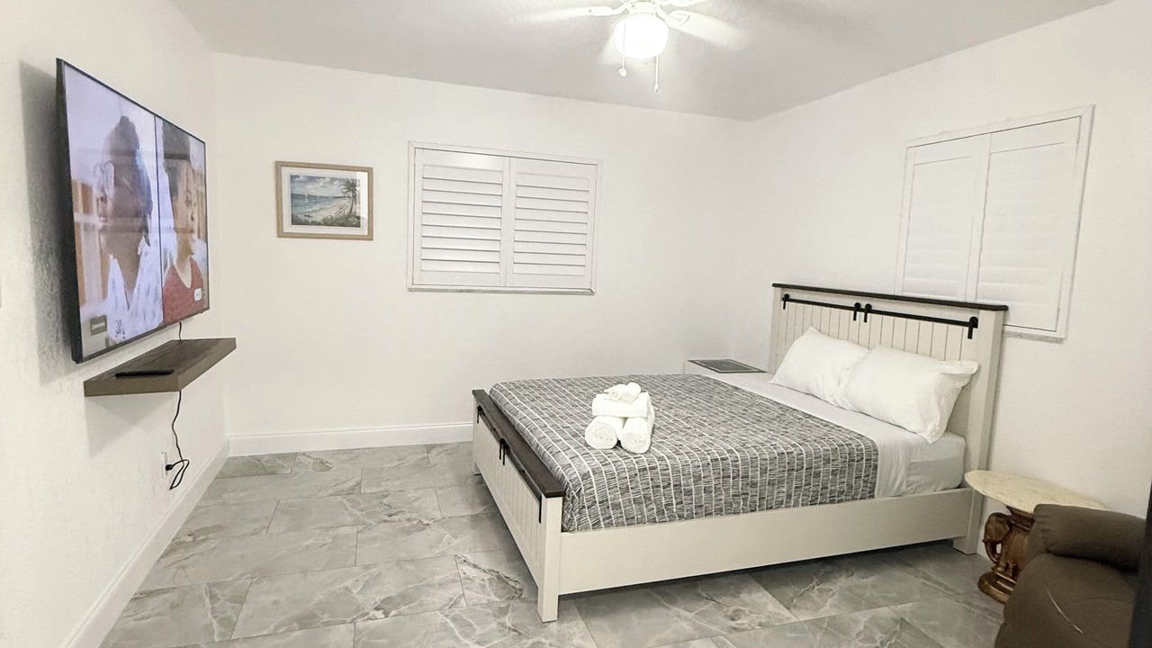 Photo of Bedroom in Shore Acres