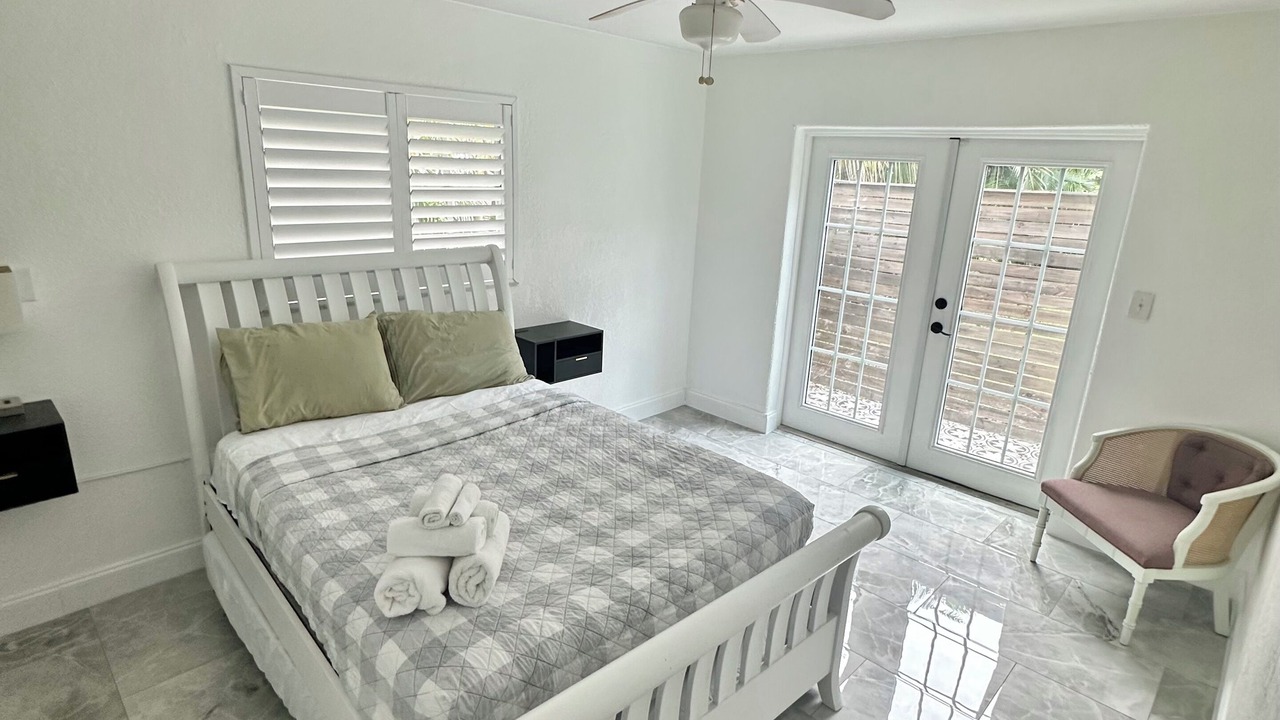 Photo of Bedroom in Shore Acres