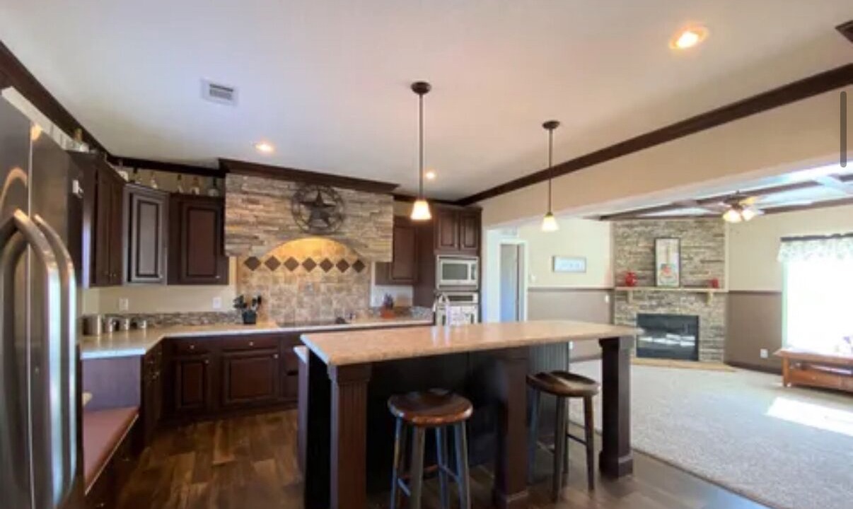 Photo of Kitchen in South Carolina Lakes & Blackwater Rivers