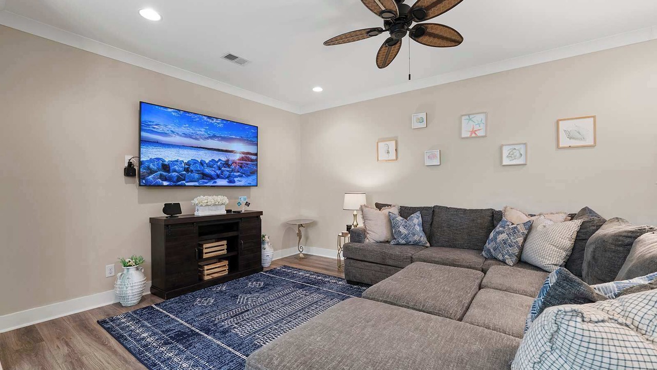 Photo of Bedroom in Spanish Wells