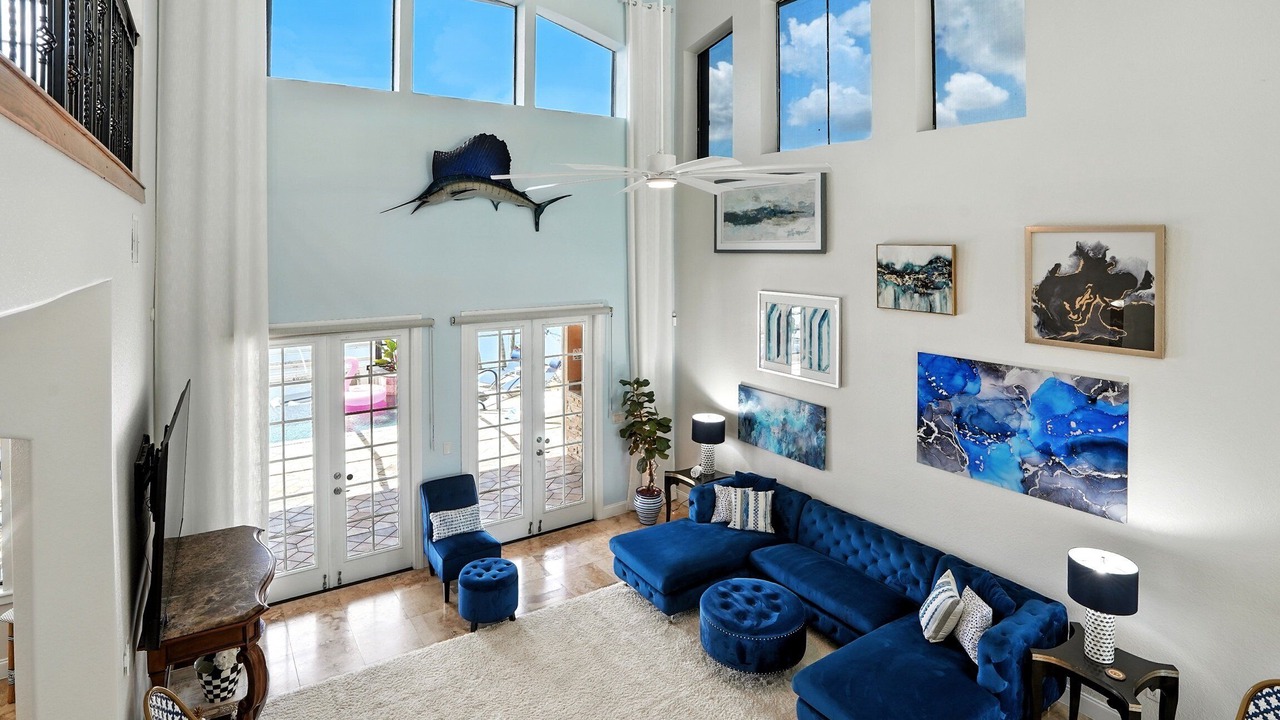 Photo of Livingroom in Mariner