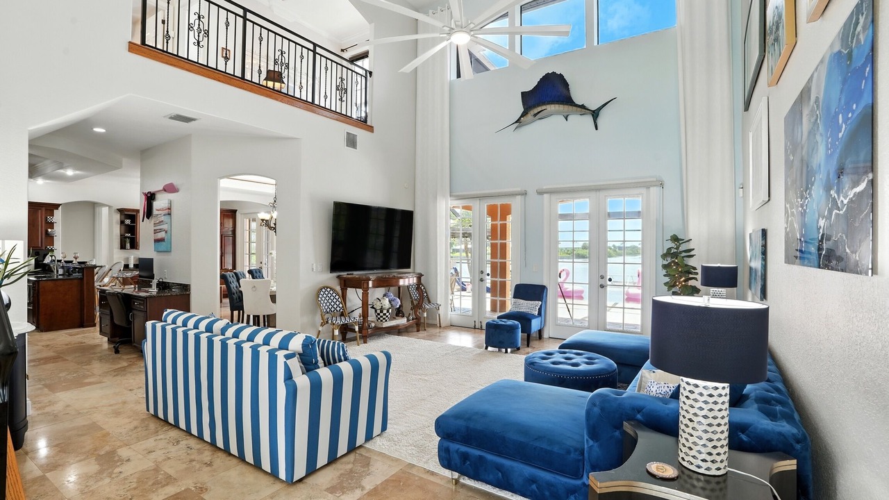 Photo of Livingroom in Mariner